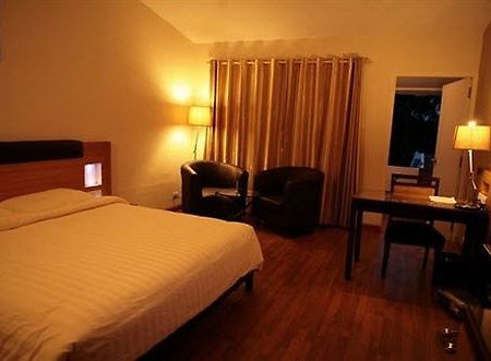 Deccan Plaza Hotel - Ooty Εξωτερικό φωτογραφία